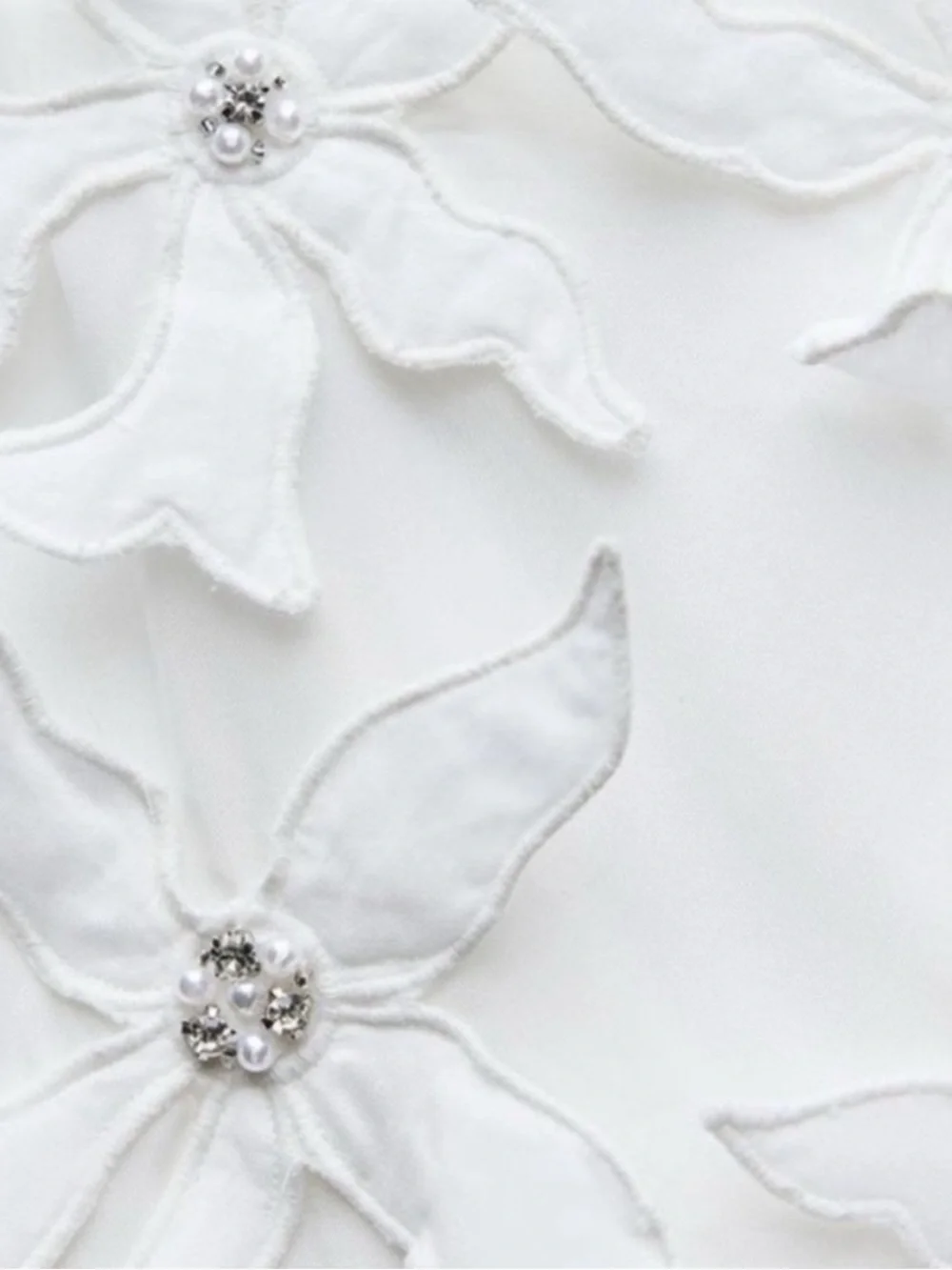 Zara 3D Floral Applique Soft White Beaded Embroidered Mini Skirt Blogger Fav - Picture 11 of 16